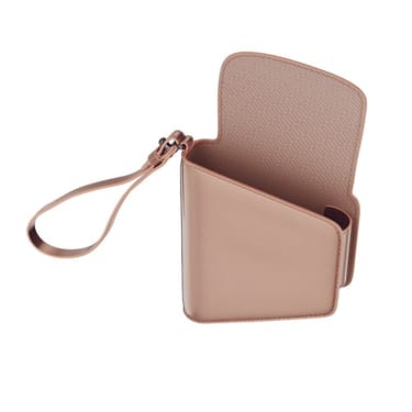 Vista frontale di una custodia Duo Rose Gold chiusa.